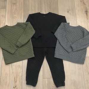 Sweat suit with 3 sweatshirts